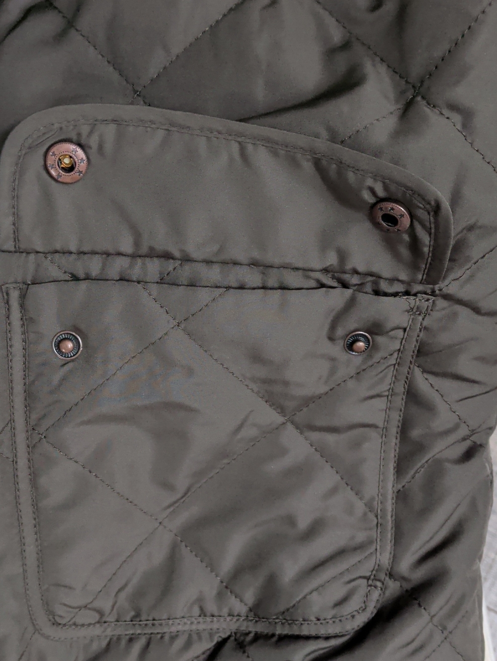 Reversible Fleece Vest - Picture 3 of 4